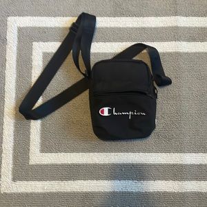 Champion side Fanny pack “black”
